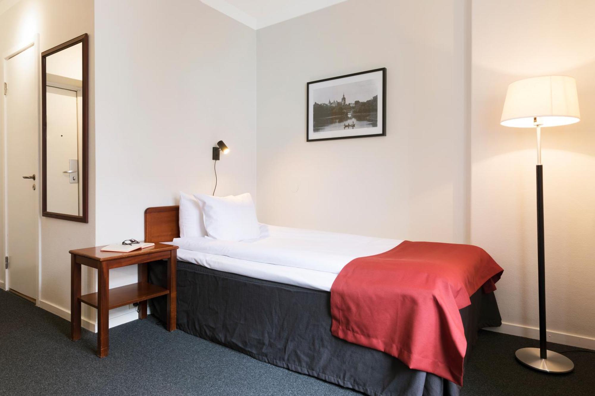 Profilhotels Calmar Stadshotell Кальмар Номер фото